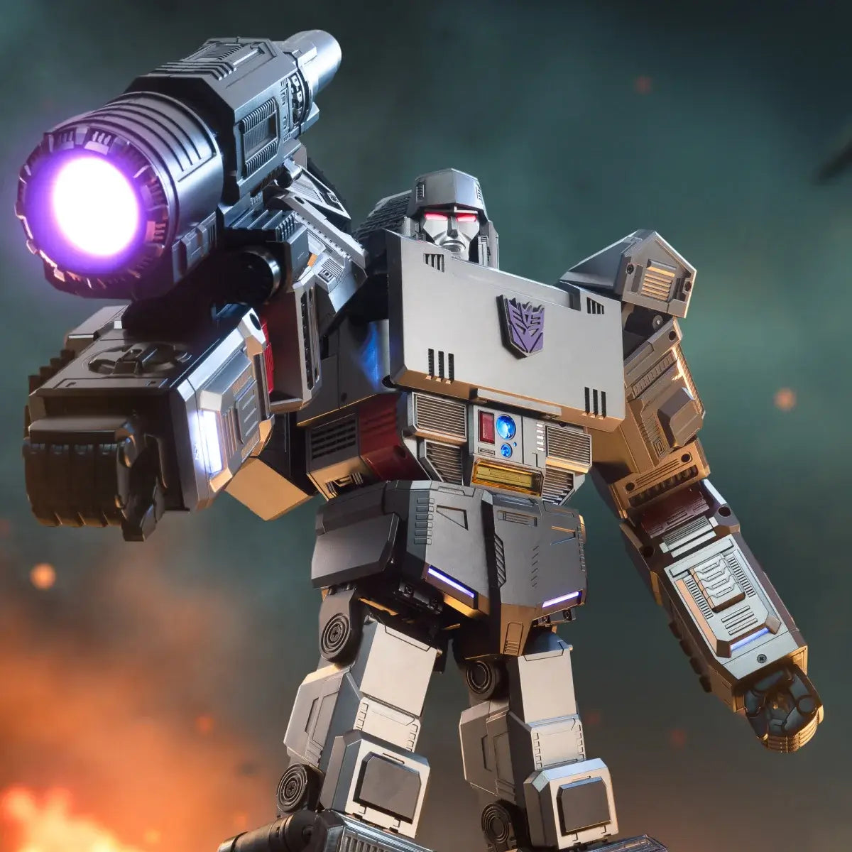 Layar Informasi Megatron Un Hommage Nostalgique : Édition Spéciale 40e Anniversaire de Megatron