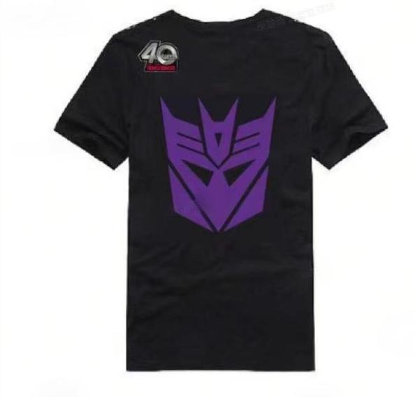 T-shirt Transformers- Non disponible à la vente